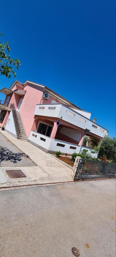 Apartments Porat Екстериор снимка